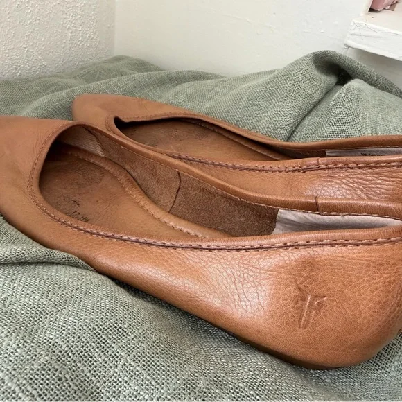 Frye Women's Brown Leather Loafers - Picture 4 of 5
